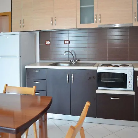 2 Apartment *